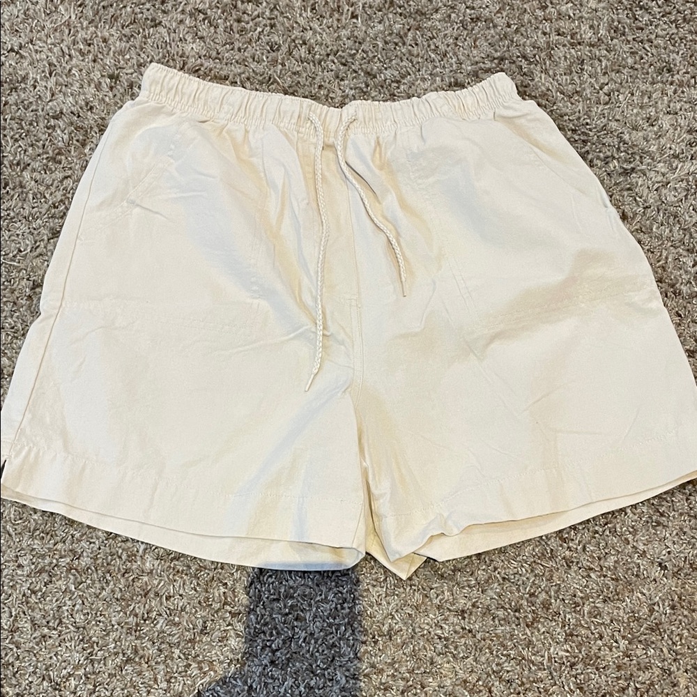 Falls Creek Cream Women's Cargo Shorts